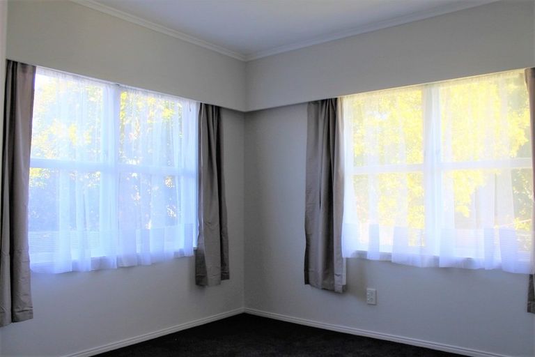 Photo of property in 37 Lynmore Drive, Hillpark, Auckland, 2102