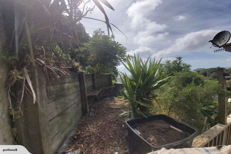 Photo of property in 2/12 Norna Crescent, Kelburn, Wellington, 6012