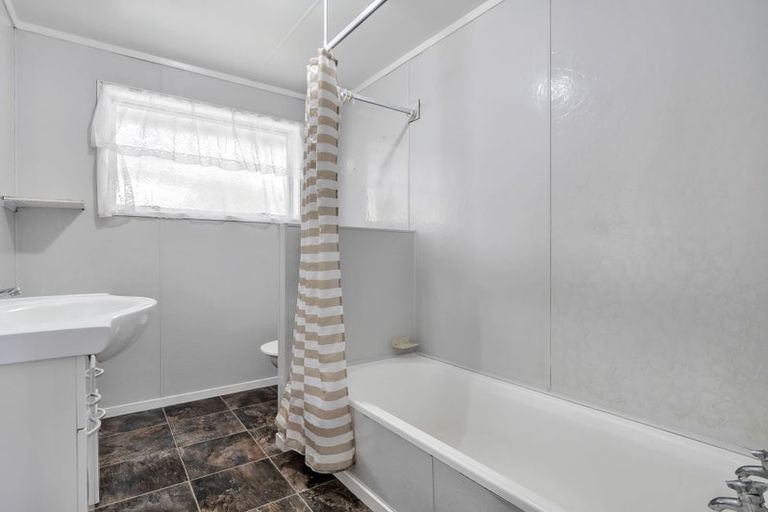 Photo of property in 7a Bell Road, Western Heights, Rotorua, 3015