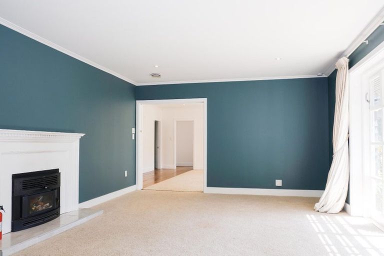 Photo of property in 233 Clyde Road, Burnside, Christchurch, 8053