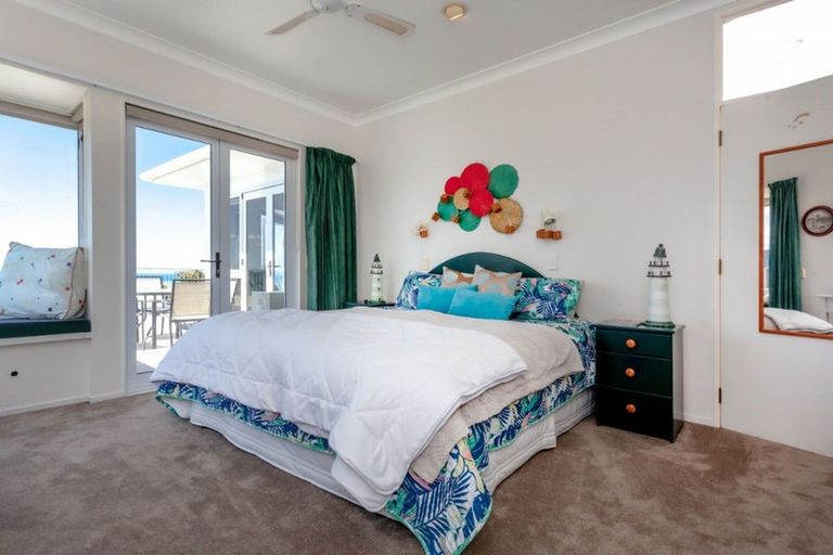 Photo of property in 442 Onemana Drive, Onemana, Whangamata, 3691