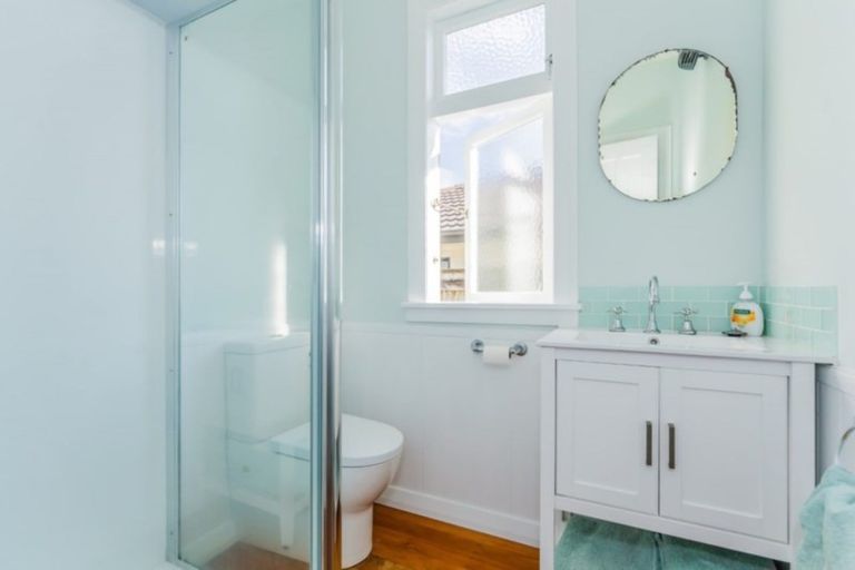 Photo of property in 16 Trafalgar Street, Levin, 5510