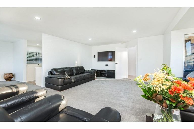 Photo of property in 2/57 Hoteo Avenue, Papatoetoe, Auckland, 2025