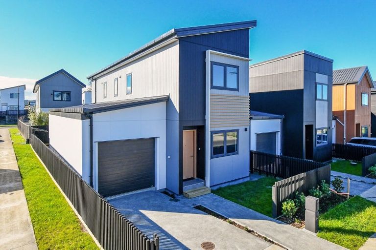 Photo of property in 30 Farranfore Road, Opaheke, 2113