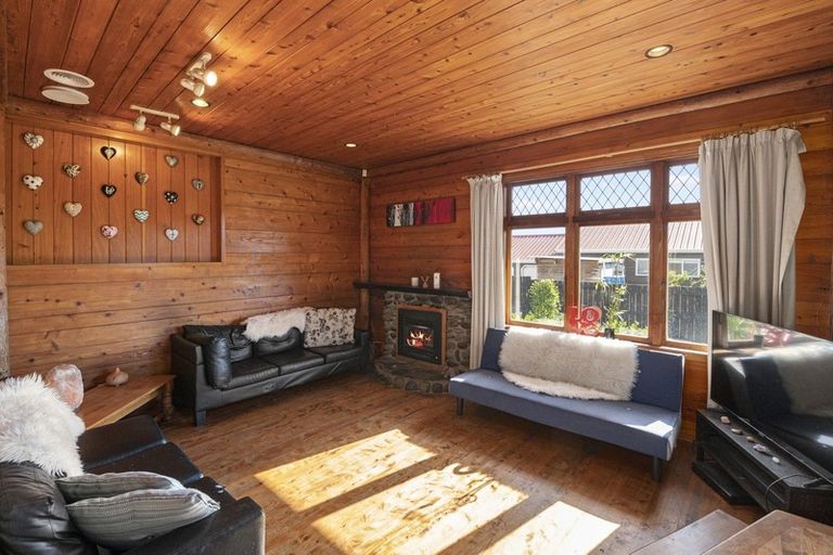 Photo of property in 23 Cobb Place, Otaki, 5512