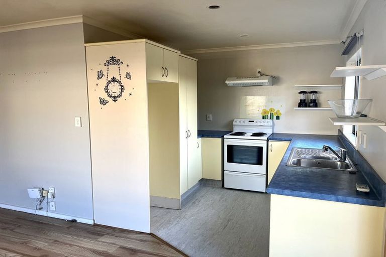 Photo of property in 23a Ranui Avenue, Ranui, Auckland, 0612