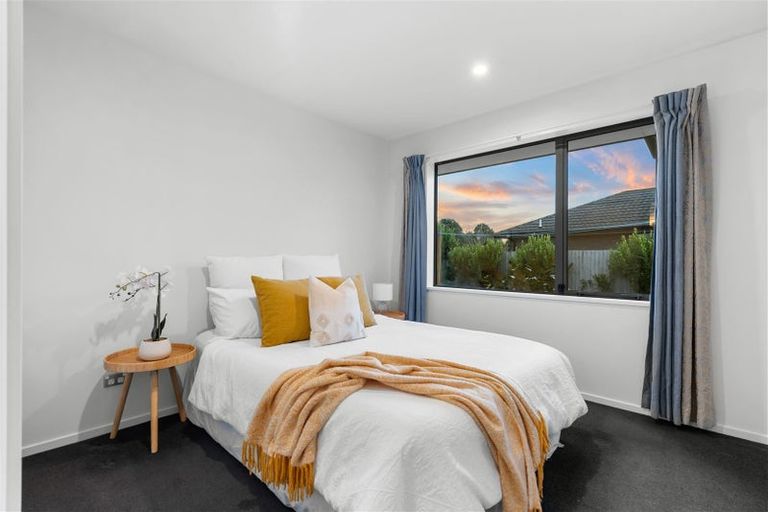 Photo of property in 43 Mariposa Crescent, Aidanfield, Christchurch, 8025