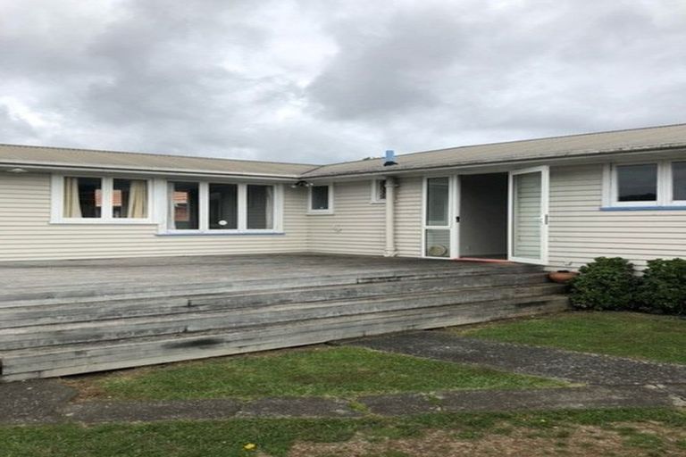Photo of property in 8 Elizabeth Street, Papakura, 2110
