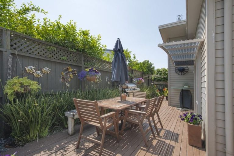 Photo of property in 46e Percy Road, Papamoa Beach, Papamoa, 3118