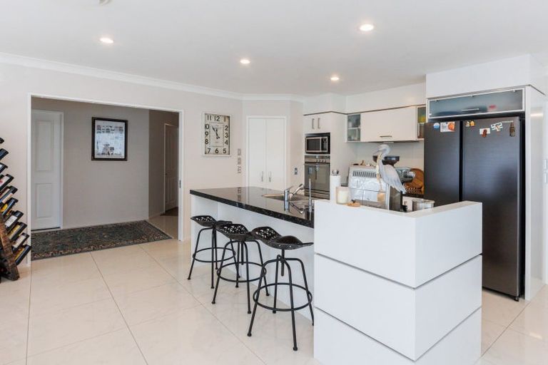 Photo of property in 22 Phoenix Avenue, Hokowhitu, Palmerston North, 4410