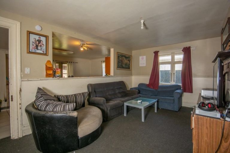 Photo of property in 10 Market Street, Picton, 7220