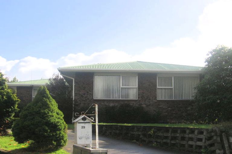 Photo of property in 29 Kimberley Grove, Westbrook, Palmerston North, 4412