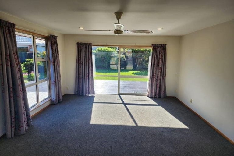 Photo of property in 6 Campion Place, Halswell, Christchurch, 8025