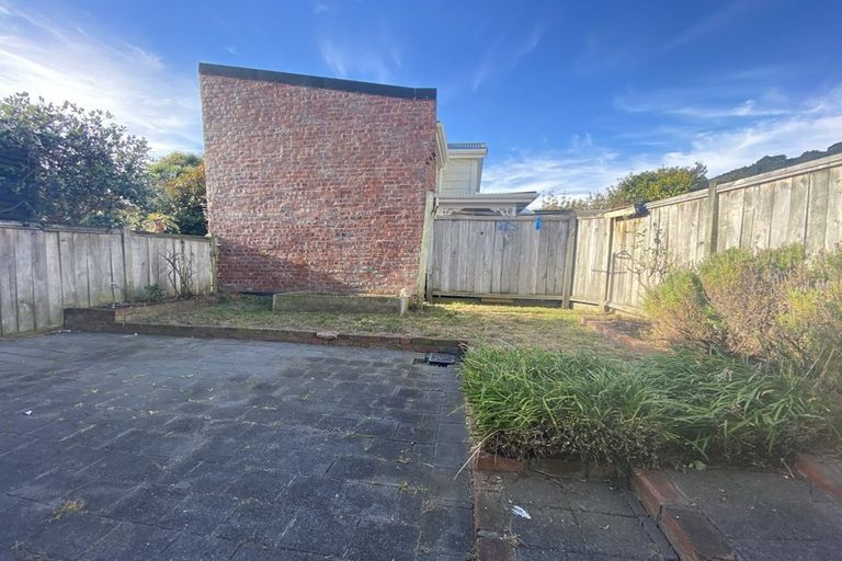 Photo of property in 21 Queen Street, Mount Victoria, Wellington, 6011