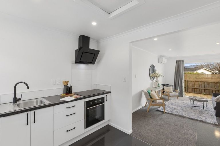 Photo of property in 4/17 Kowhai Street, Naenae, Lower Hutt, 5011