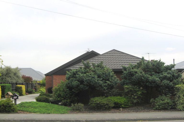 Photo of property in 2/53 Mcfaddens Road, St Albans, Christchurch, 8052