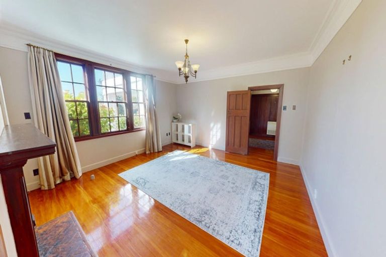 Photo of property in Arlesford House, 202 State Highway 3, Westmere, Whanganui, 4574