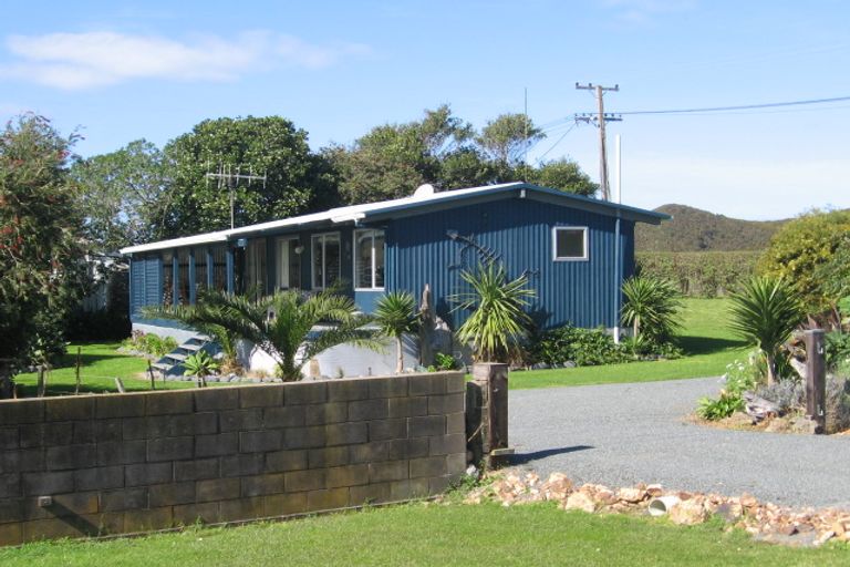 Photo of property in 1 Mahanga Road, Pataua South, Parua Bay, 0192