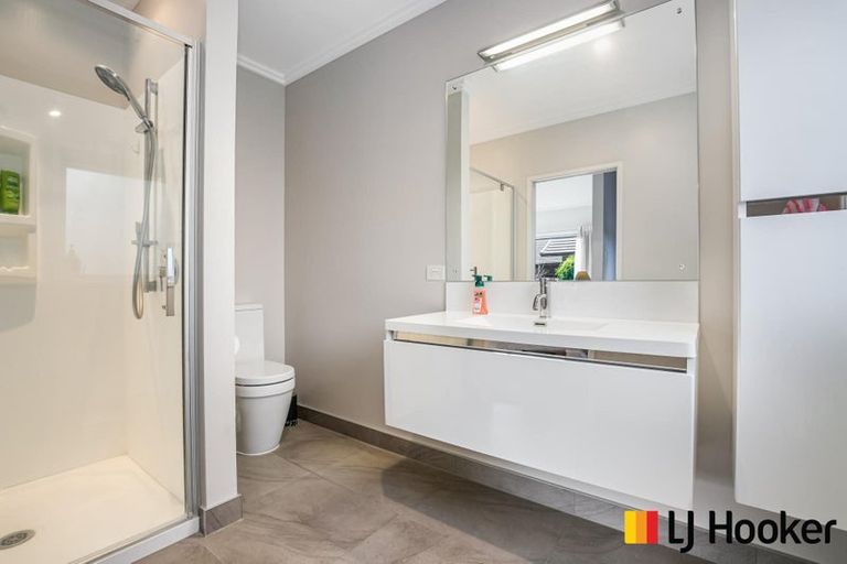 Photo of property in 24 William Andrew Road, Pukekohe, 2120