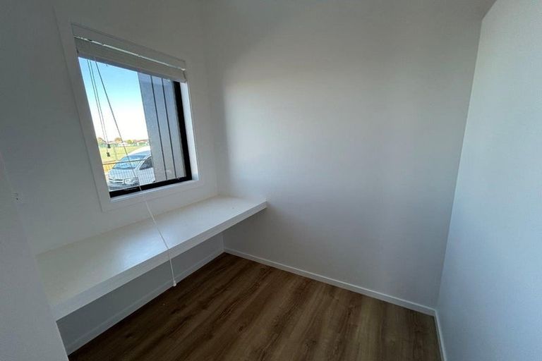 Photo of property in 8 Atutahi Lane, Papamoa Beach, 3118