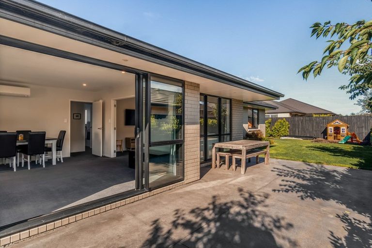 Photo of property in 8 Merino Street, Marshland, Christchurch, 8083