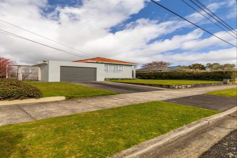 Photo of property in 8 Turi Street, Welbourn, New Plymouth, 4312
