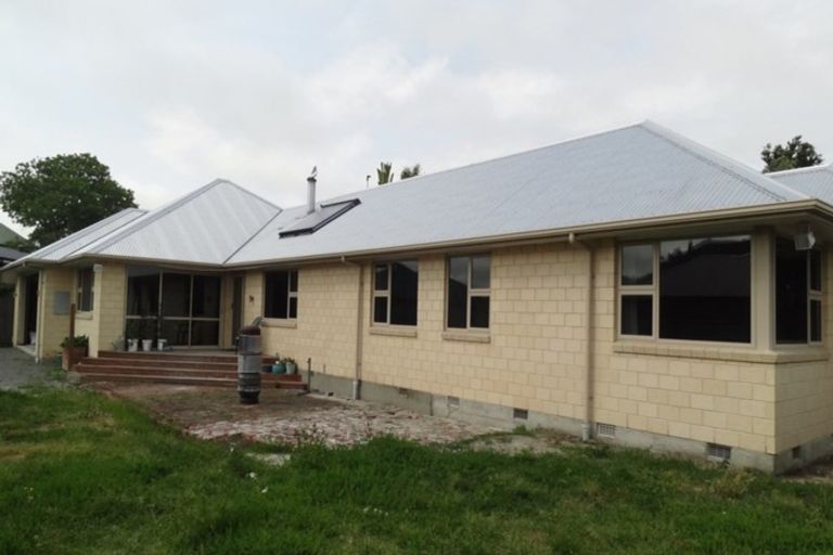 Photo of property in 99 Windermere Road, Papanui, Christchurch, 8053