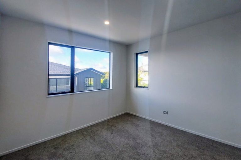 Photo of property in 345 East Coast Road, Mairangi Bay, Auckland, 0630