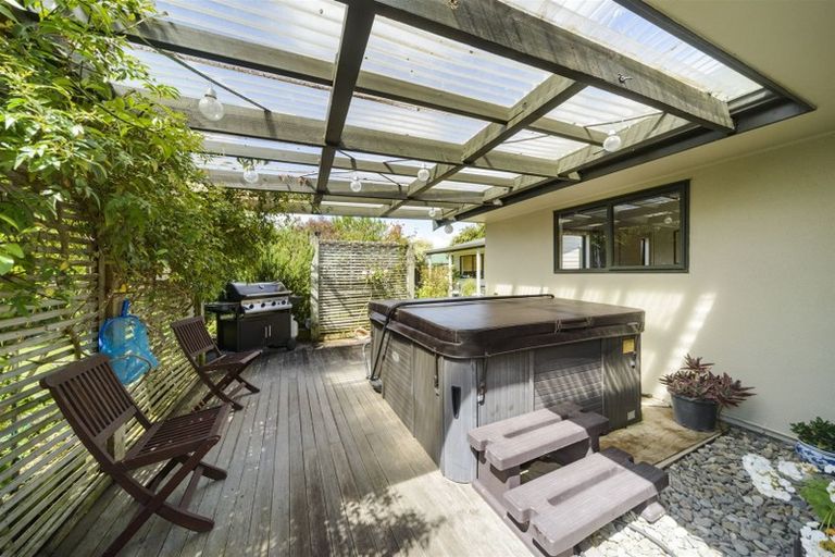 Photo of property in 26 Washington Parade, Milson, Palmerston North, 4414
