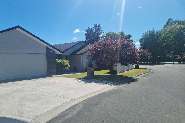 Photo of property in 2 Forge Street, Huntington, Hamilton, 3210