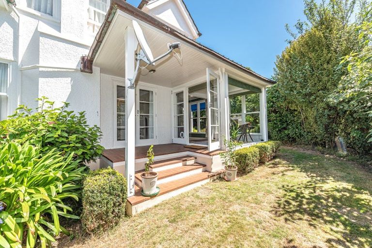 Photo of property in 17 Dickson Crescent, Saint Johns Hill, Whanganui, 4500