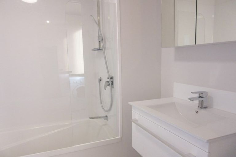 Photo of property in Vedado Apartments, 301/41 Hopper Street, Mount Cook, Wellington, 6011