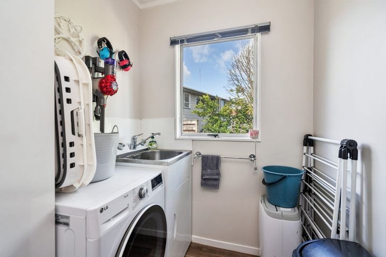 Photo of property in 6 Glover Place, Onerahi, Whangarei, 0110