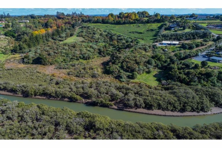 Photo of property in 18 Heron Hill, Kerikeri, 0230