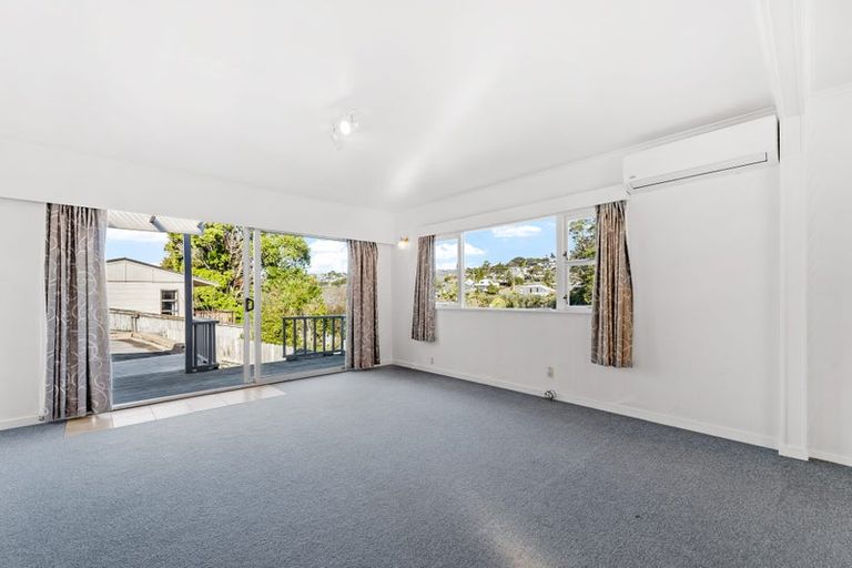Photo of property in 56 D'oyly Drive, Stanmore Bay, Whangaparaoa, 0932