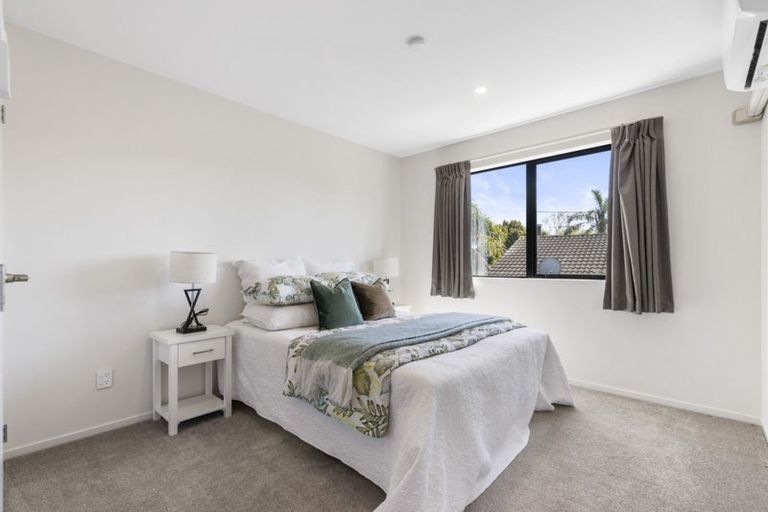 Photo of property in 5a Hemsway Place, Sunnyhills, Auckland, 2010