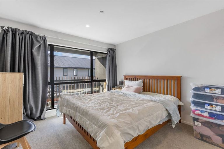 Photo of property in 2/445 Barbadoes Street, Edgeware, Christchurch, 8013