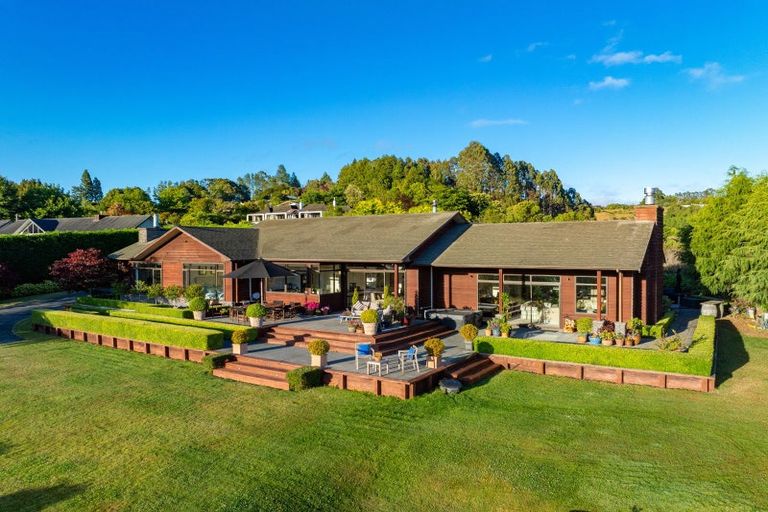 Photo of property in 48 Blue Ridge Drive, Acacia Bay, Taupo, 3385