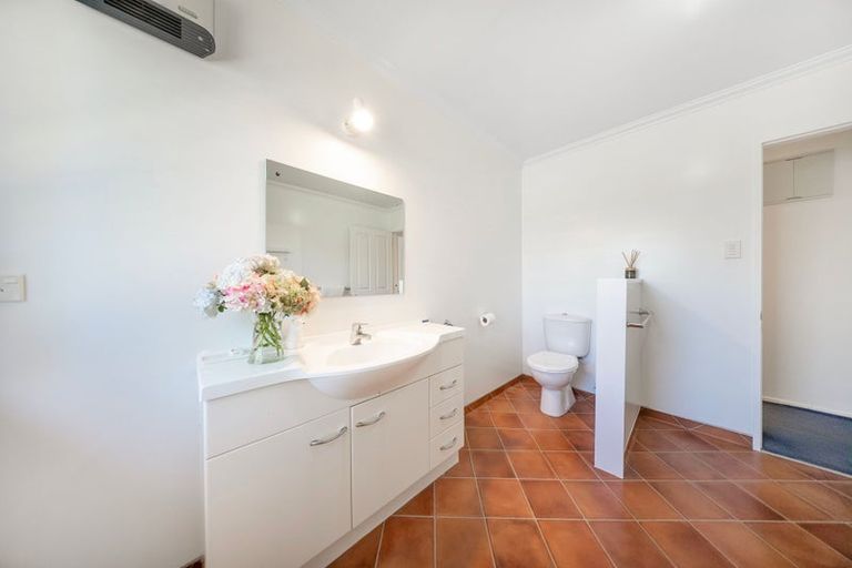 Photo of property in 12 Jackson Street, Te Anau, 9600