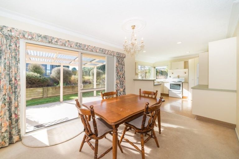 Photo of property in 8 Shakespeare Way, Kelvin Grove, Palmerston North, 4414