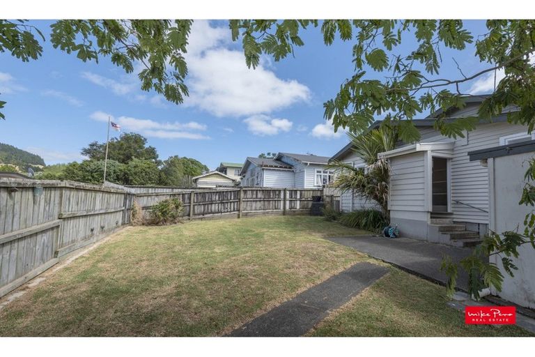 Photo of property in 3 View Road, Hikurangi, 0114