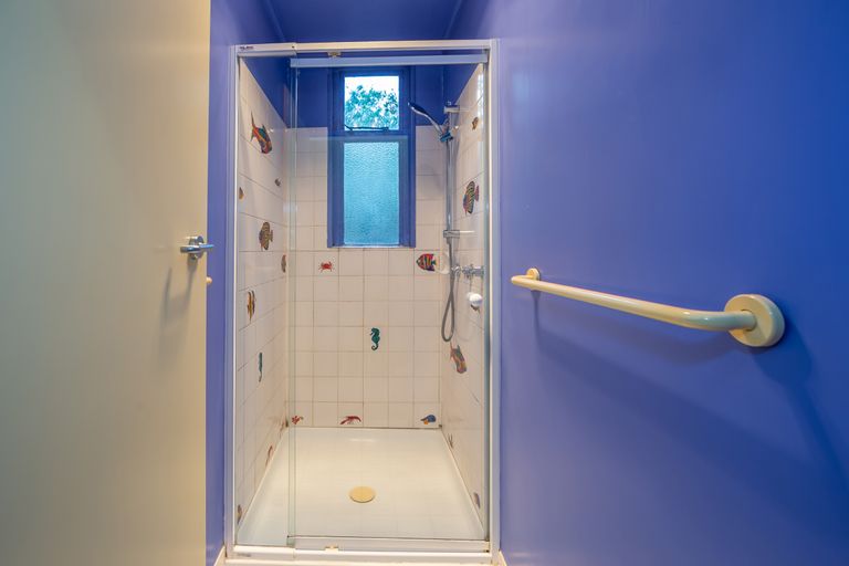 Photo of property in 330 Centaurus Road, Hillsborough, Christchurch, 8022