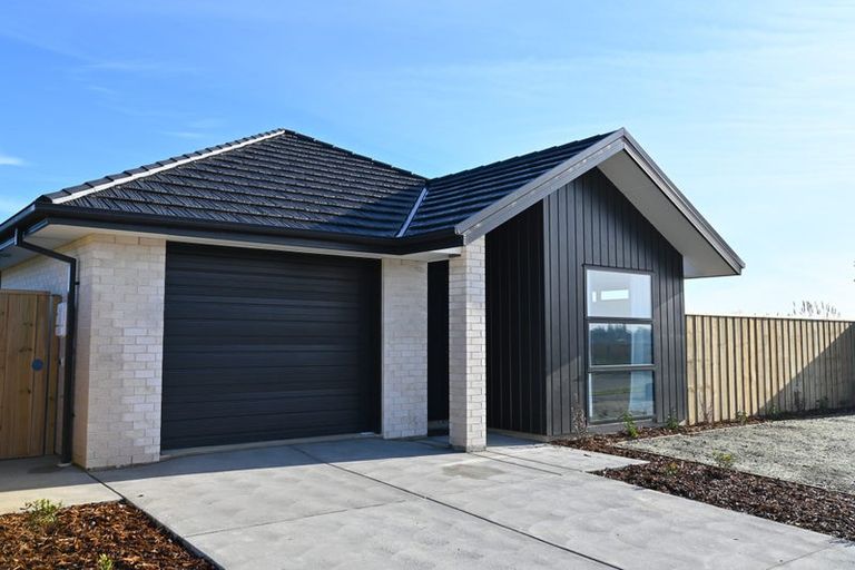 Photo of property in 51 Larissa Road, Halswell, Christchurch, 8025