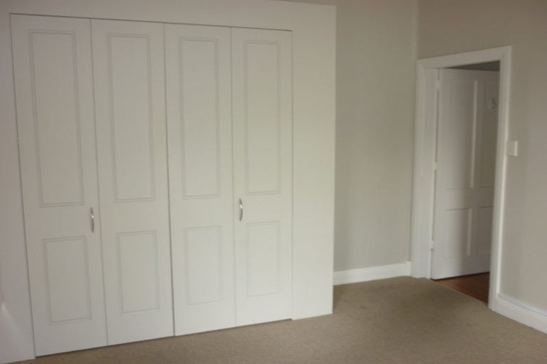 Photo of property in 8 Davis Street, Thorndon, Wellington, 6011