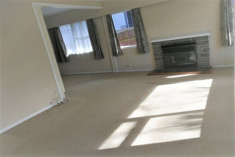 Photo of property in 18 Ramillies Place, Glenfield, Auckland, 0629