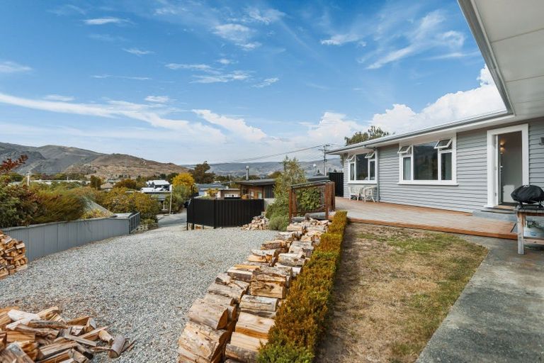 Photo of property in 49 Ray Street, Cromwell, 9310