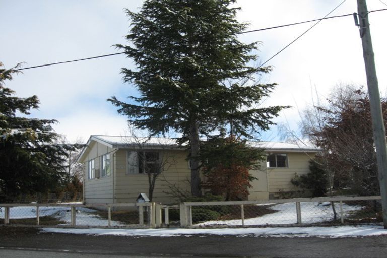 Photo of property in 64 Tekapo Drive, Twizel, 7901