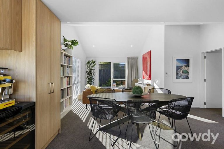 Photo of property in 3b Brookside Terrace, Bryndwr, Christchurch, 8053