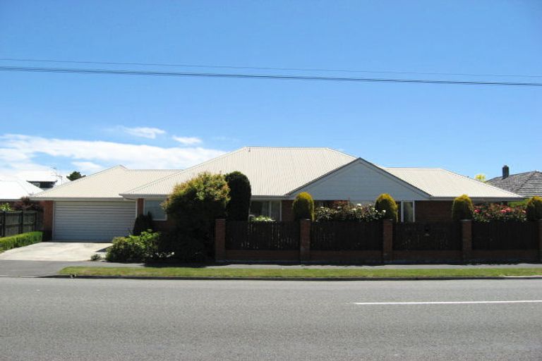 Photo of property in 141a Avonhead Road, Avonhead, Christchurch, 8042