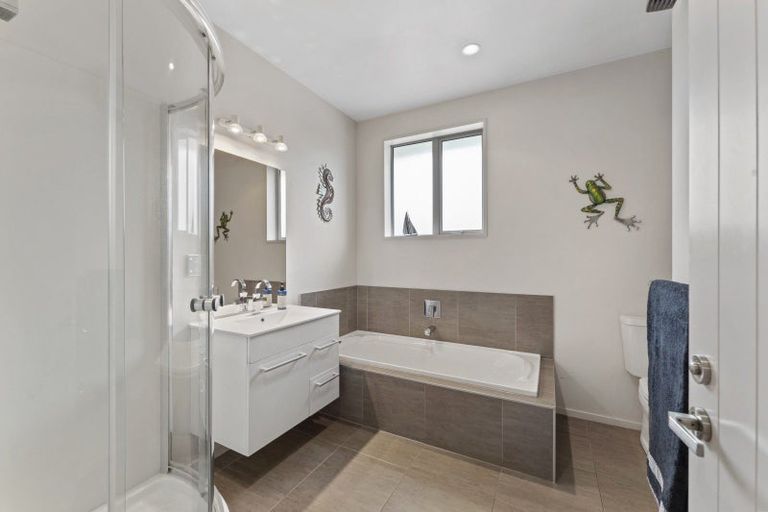 Photo of property in 11 Church Street, Oxford, 7430